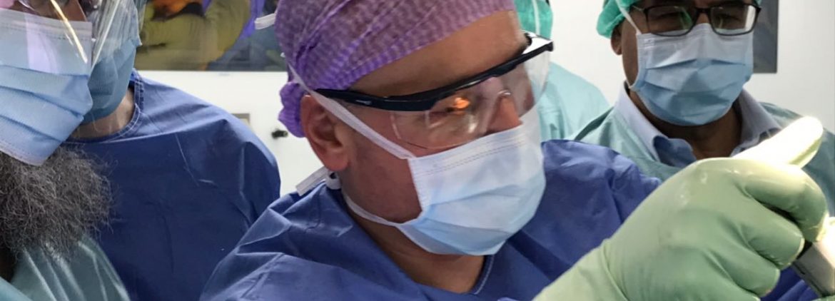 instructor de prótesis de rodilla